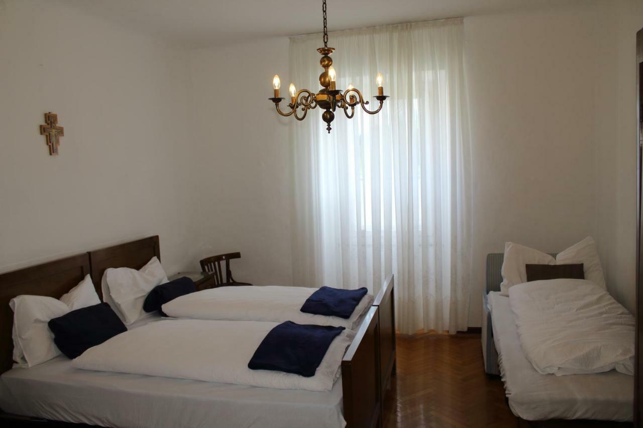 La Casa Dei Nonni Apartment Tassullo Bagian luar foto
