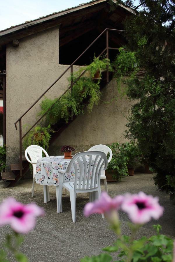 La Casa Dei Nonni Apartment Tassullo Bagian luar foto